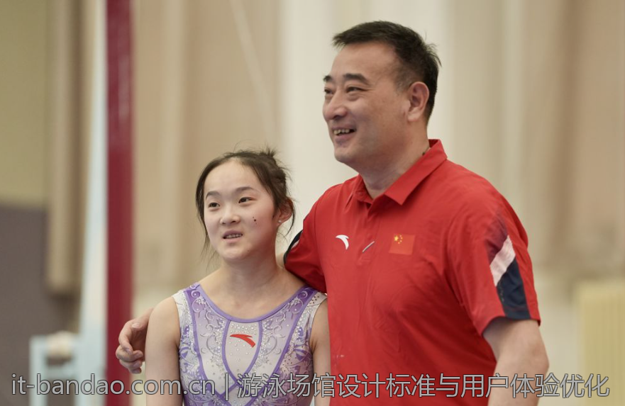 游泳场馆设计标准与用户体验优化